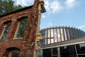 Alt und neu: Das Theater Münster ist integriert die Ruine des ehemaligen Romberger Hofes. © Presseamt Münster/Joachim Busch